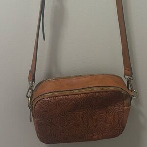 Pioneer woman crossbody camera bag